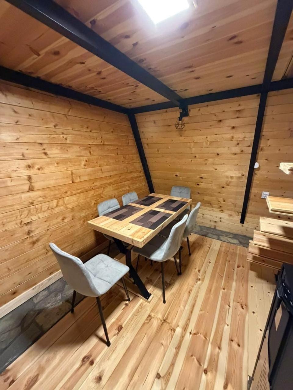 Vikendice Pod Hum Kučka Korita House in Podgorica Municipality, Montenegro