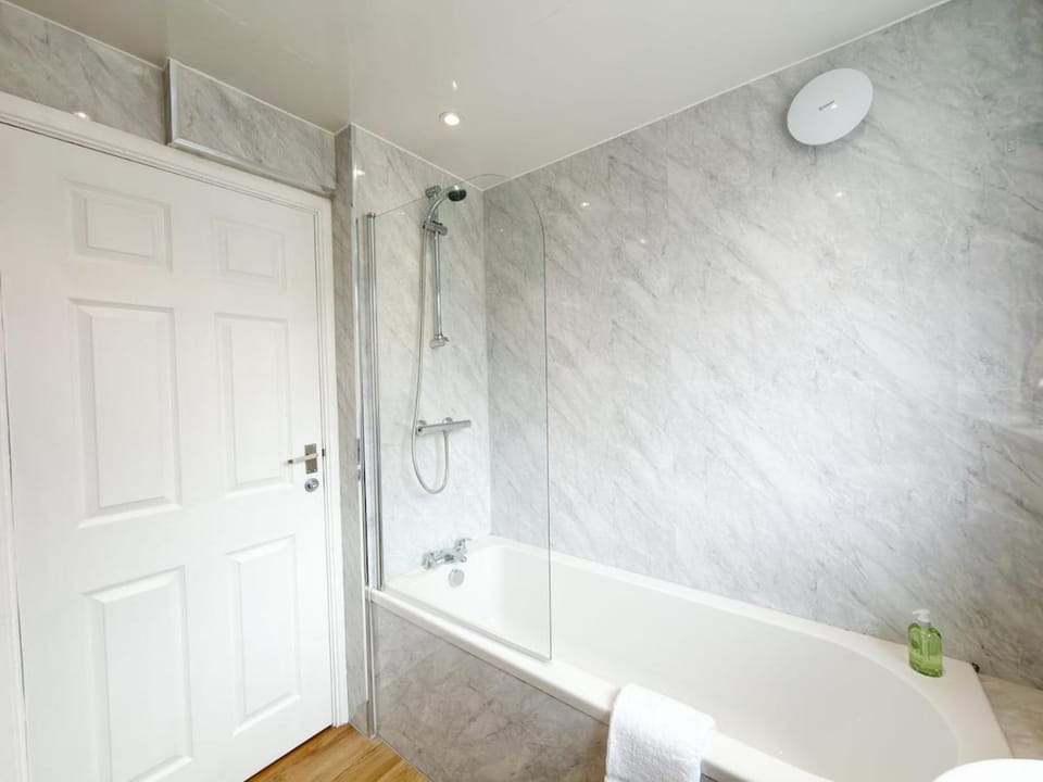 Brampton Terrace Chesterfield Centre & Peaks Apartment in Chesterfield