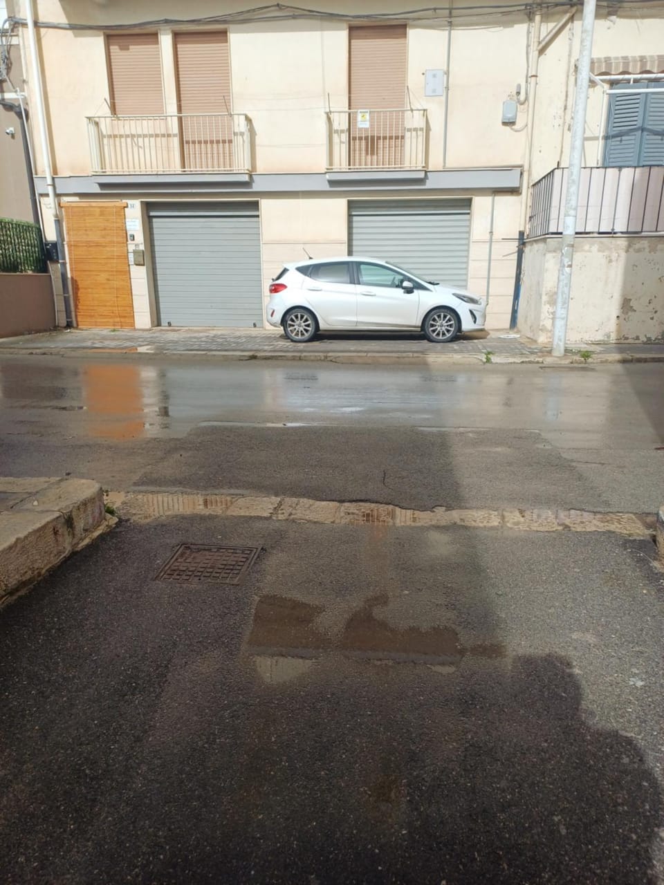 Property building, Street view, Parking