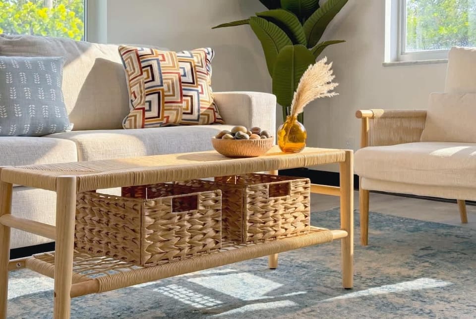 Modern Retreat Near Beach Airport & Las Olas Apartment in Dania Beach