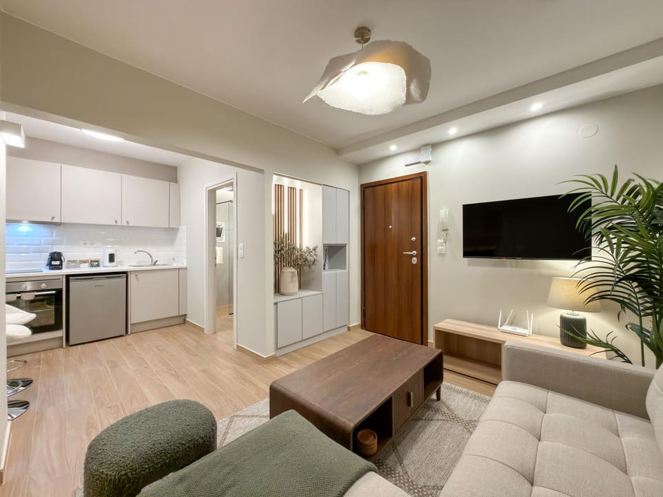 Modern Sanctuary White Tower Apartment in Thessaloniki