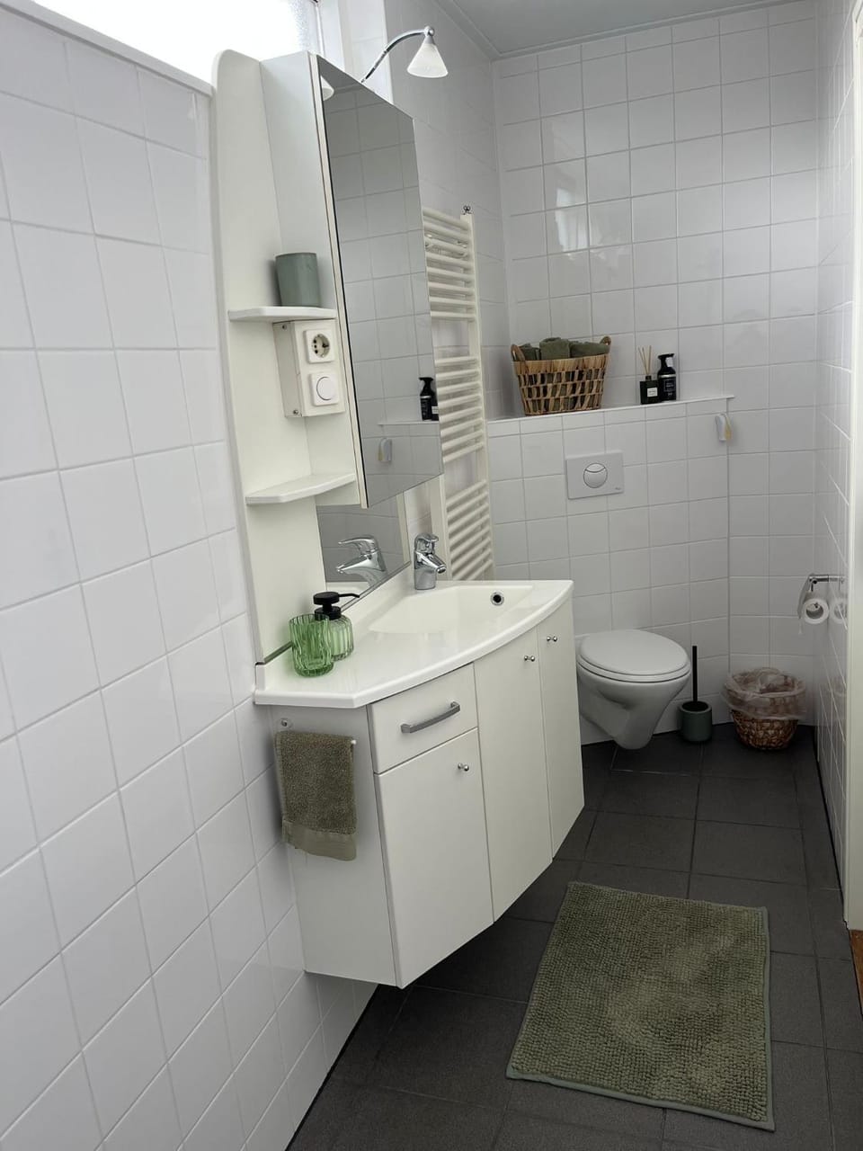 Toilet, Bathroom
