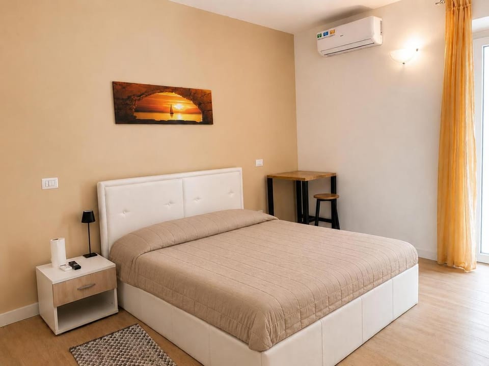 Riviera AlbaChiara B&b Bed and Breakfast in Anzio