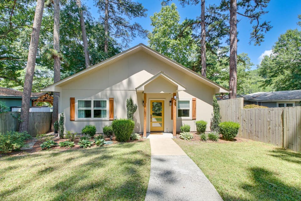 Lakefront Gem w/ Boat Dock! 6 Mi to Hot Springs NP House in Lake Ouachita