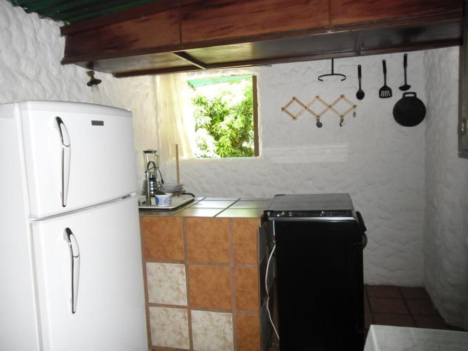 Cabaña tipo anexo con estacionamiento privado Apartment in Venezuela
