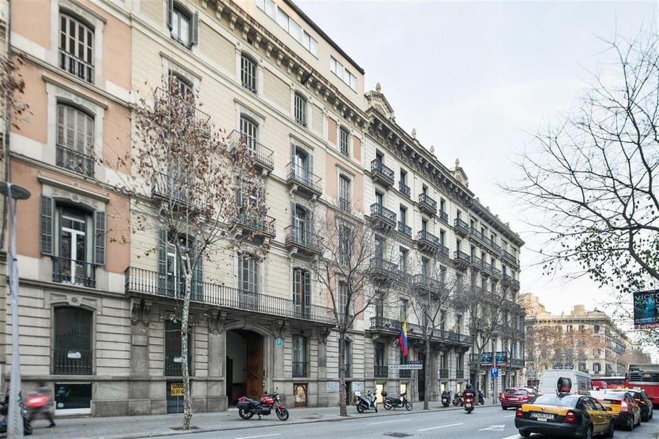 Facade/entrance, Street view