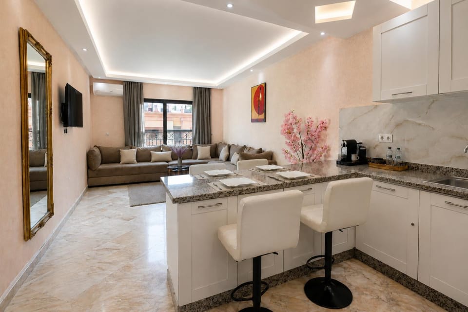 Coffee/tea facilities, kitchen
