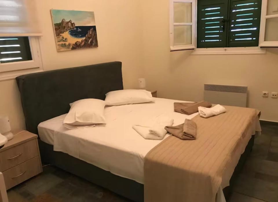 Luxury Maisonet Veranda View Batsi House in Decentralized Administration of the Aegean