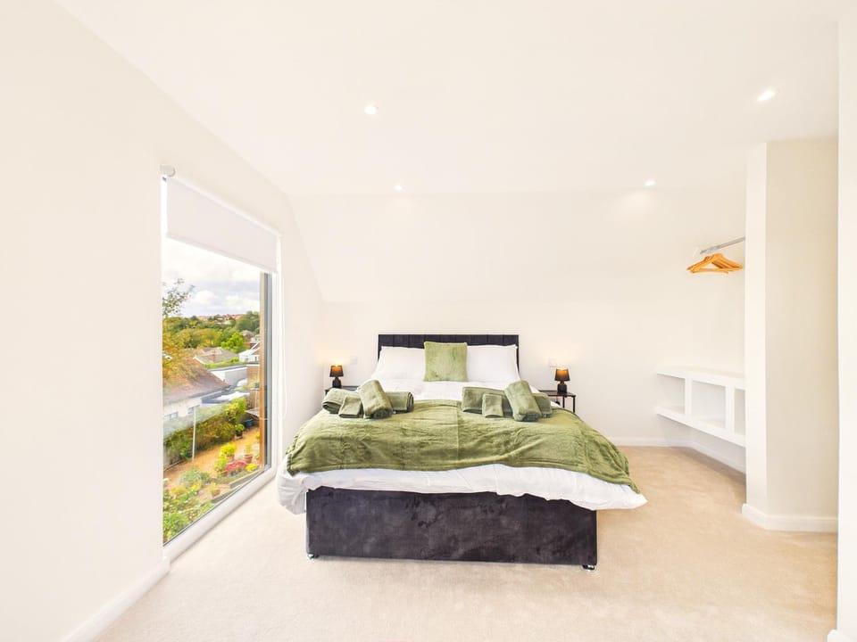 Bed, Bedroom, wardrobe