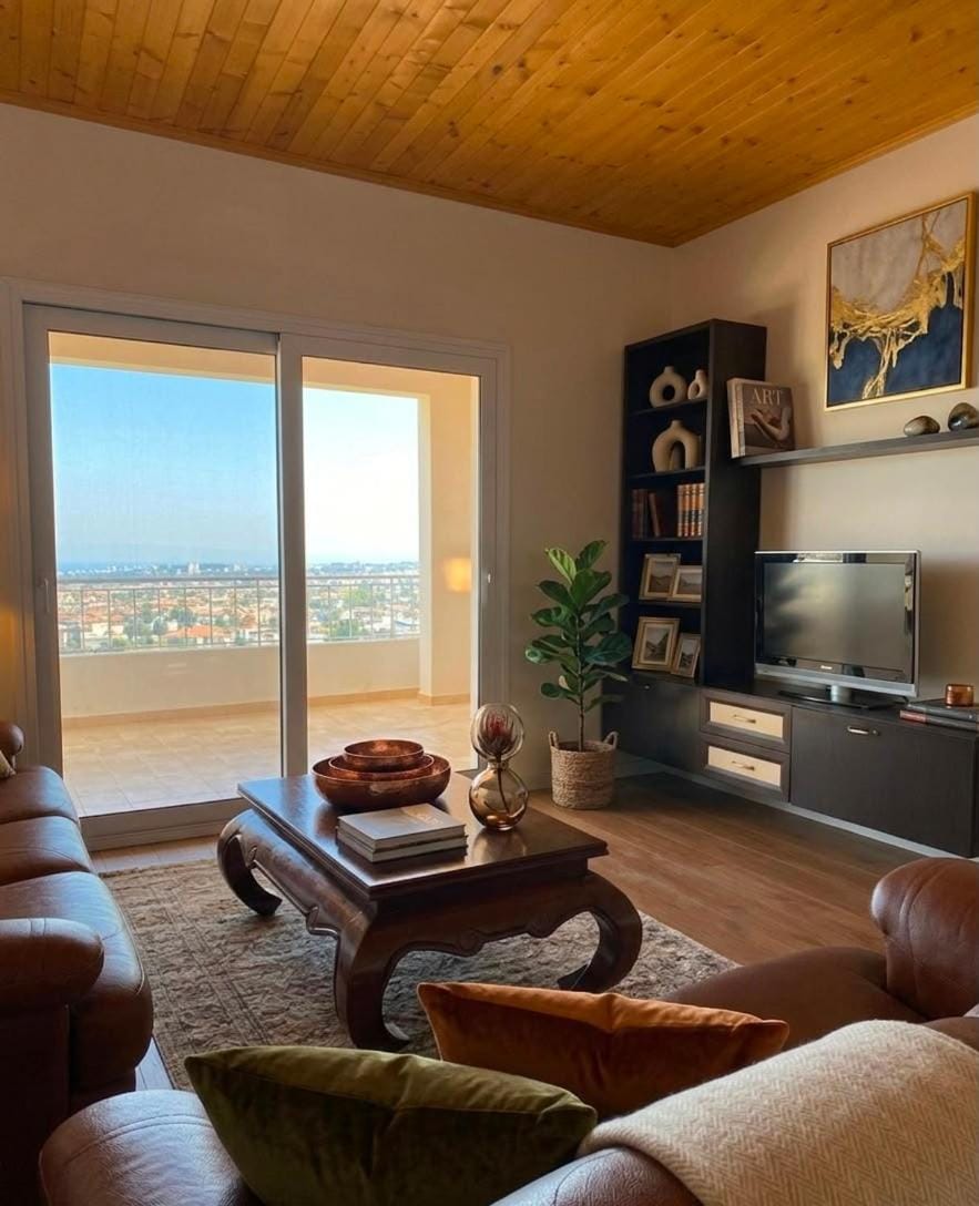 Villa Sunny Hill Free Parking Apartment in Vlorë
