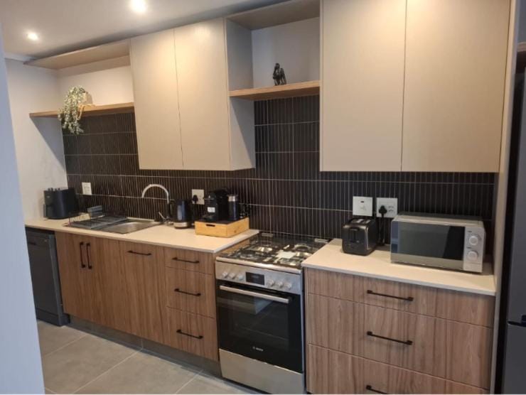 Booked in Time at Earls Court Corner Unit 1 Apartment in Western Cape