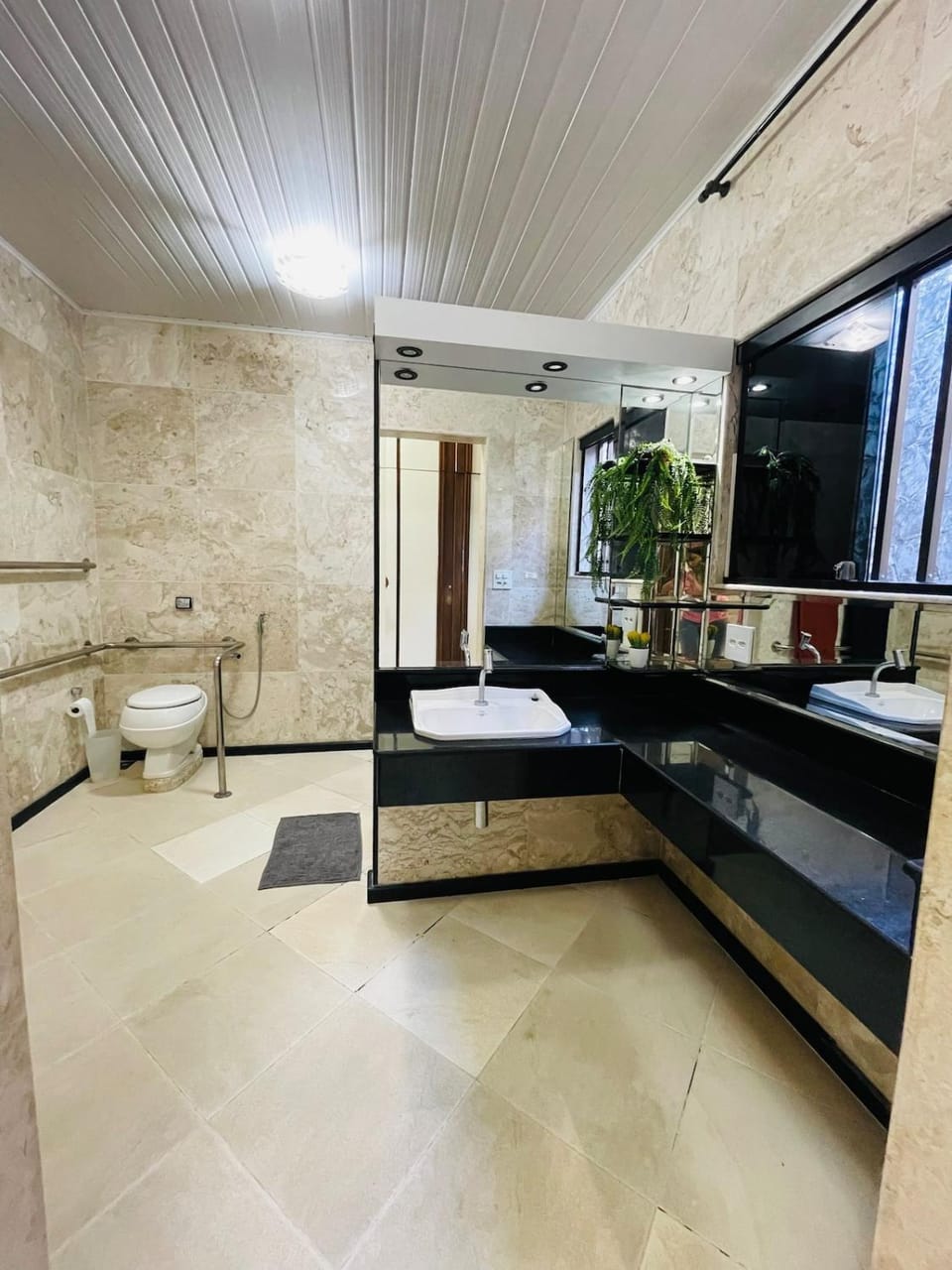 Casa na Aruana 200m da Praia 4,5 km ate Restaurante Cariri, piscina, churrasqueira House in Aracaju
