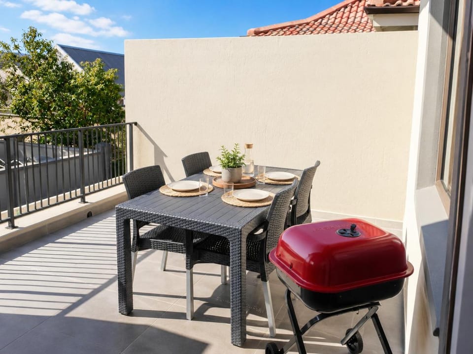 BBQ facilities, View (from property/room)