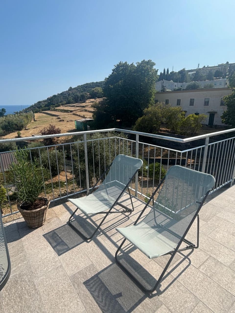 Azure sea view Apartment in Sanremo