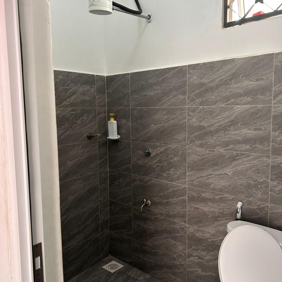 HOBRA HOMEs MTWAPA PRIDE Bed and Breakfast in Mombasa County