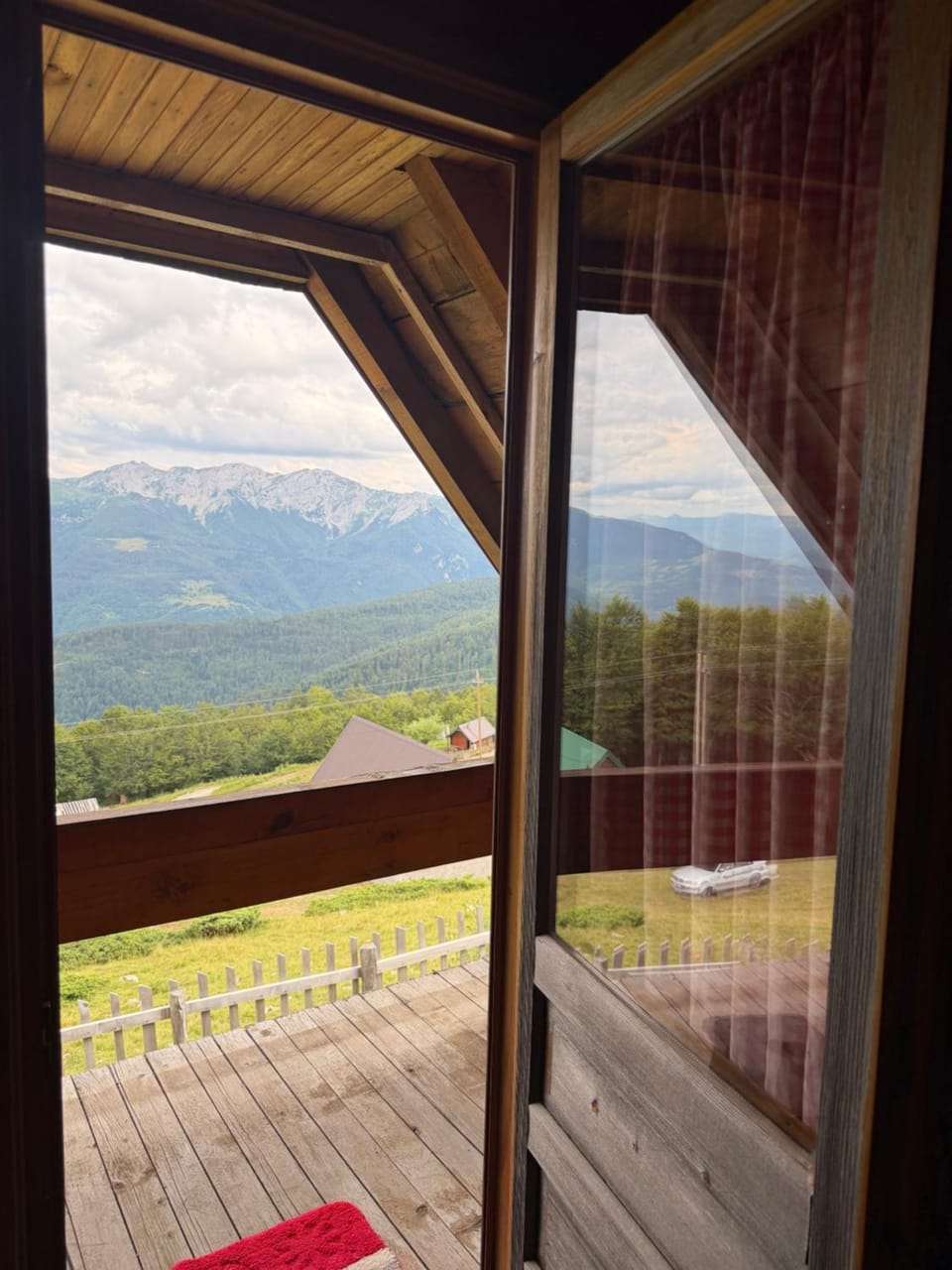 Planinska Koliba Mo House in Montenegro