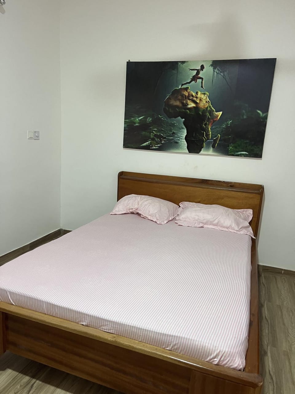 Property building, Bed, Photo of the whole room, Bedroom