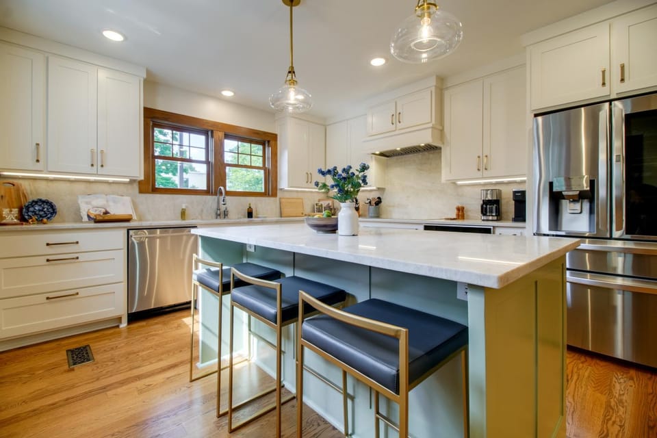 Walk to Square and U of A | Historic Home House in Fayetteville