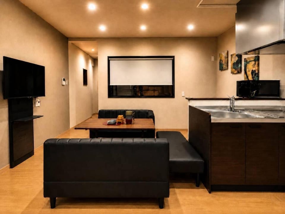 Living room, Seating area, kitchen