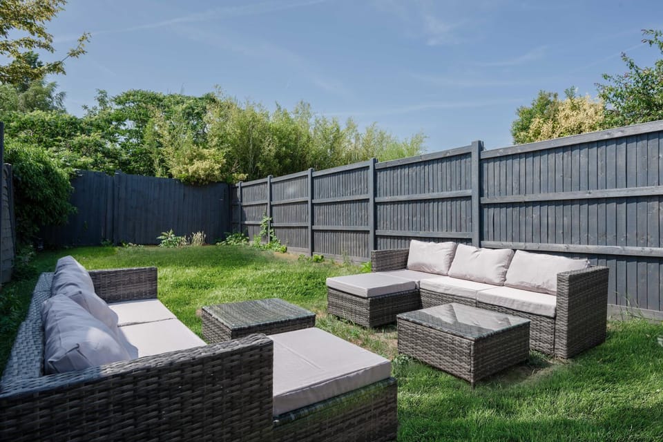 Garden, Seating area