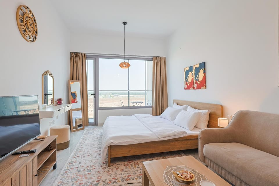 Sunny Studio Masdar Near Airport Apartment in Abu Dhabi