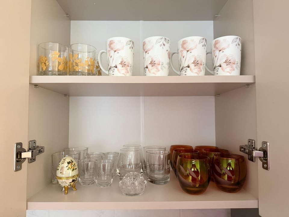Coffee/tea facilities, Kitchen or kitchenette, Food and drinks
