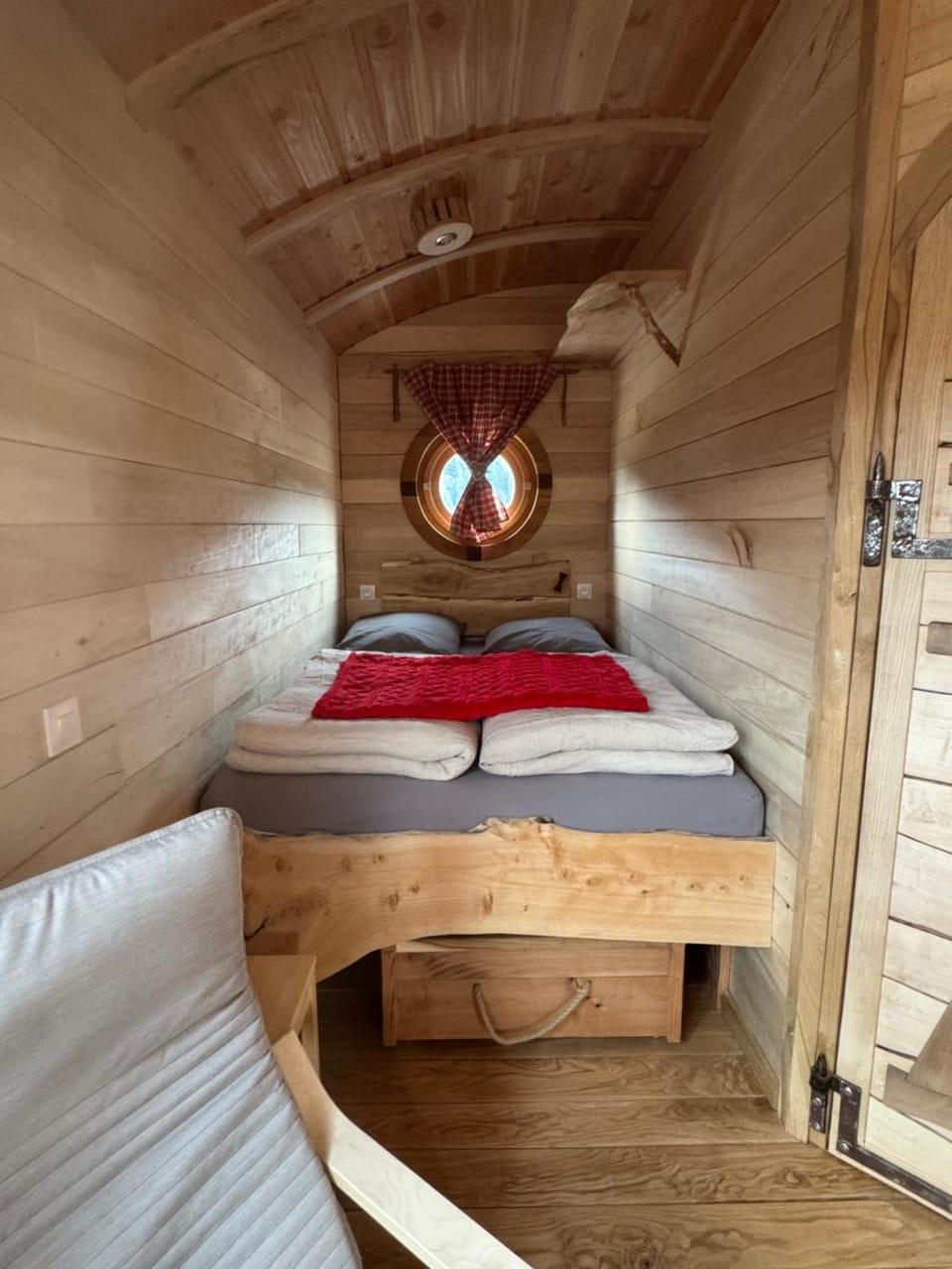Roulotte insolite à la Ferme Luxury tent in Vosges