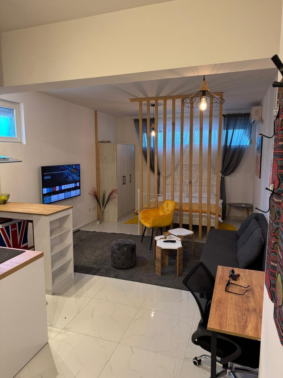 TV and multimedia, Living room, Seating area