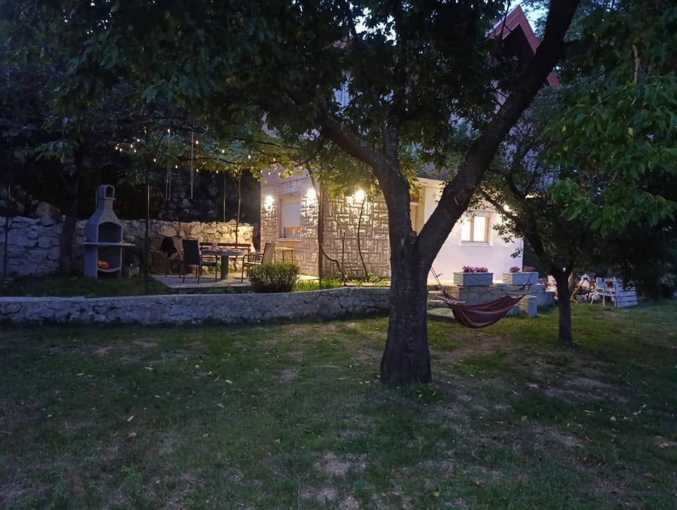 Pergola Garden Apartment in Montenegro