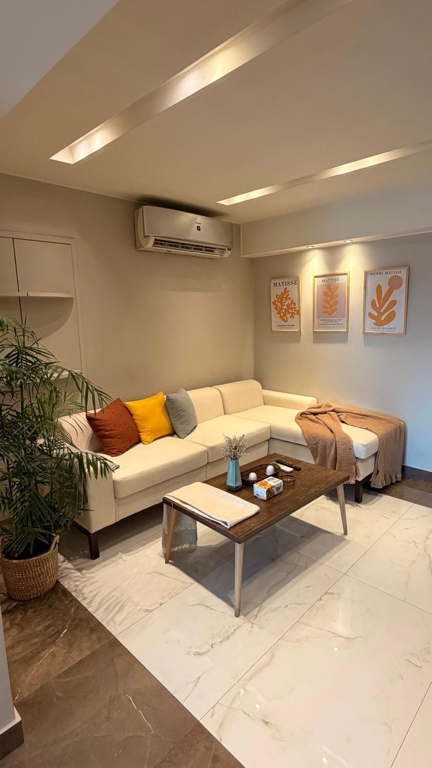 Living room, Seating area, air conditioner