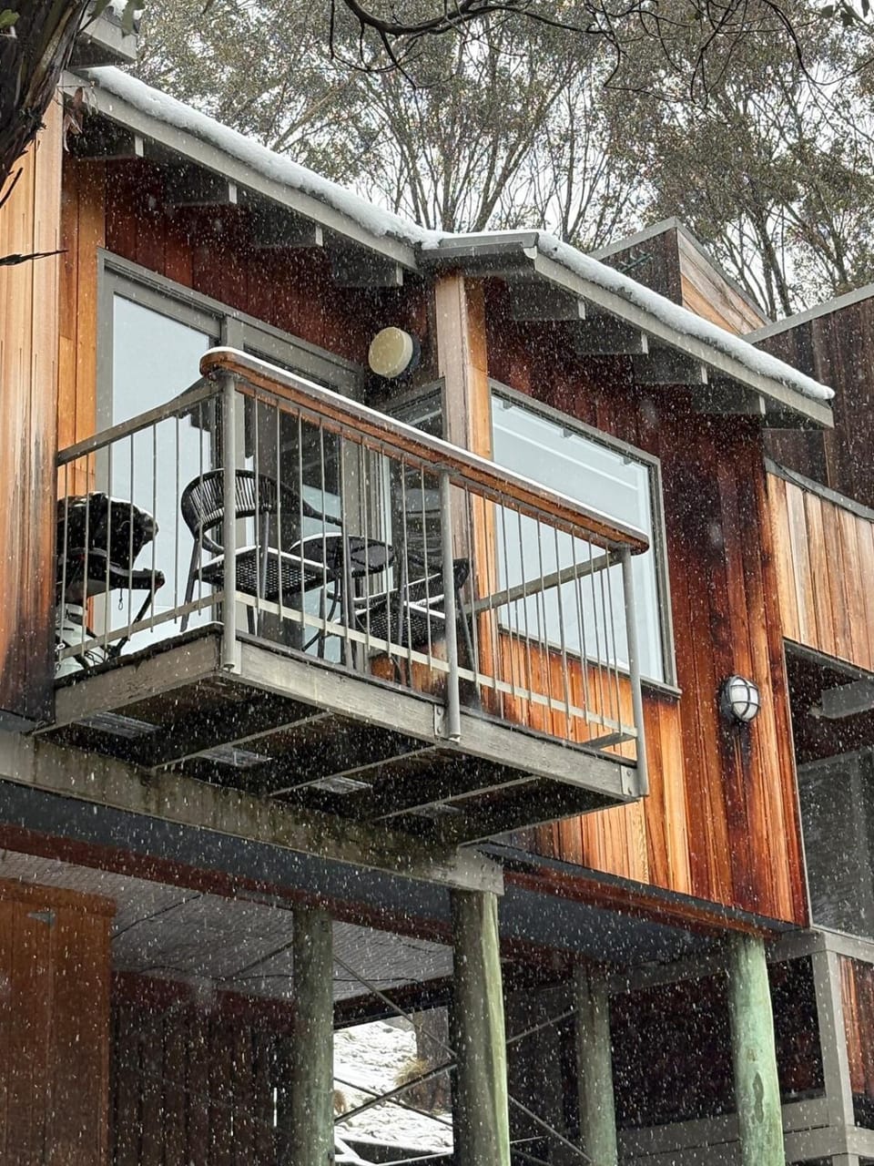 Property building, Balcony/Terrace