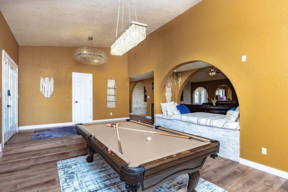 Havasu Acoma - Pool, Spa, Game Room, Sleeps 16 Villa in Lake Havasu City