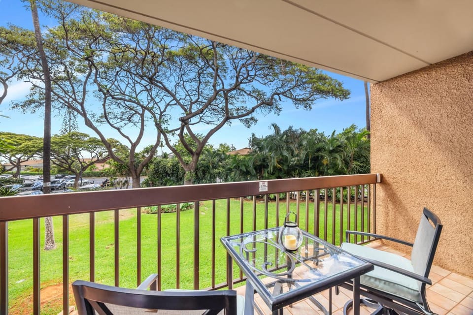 Balcony/Terrace, Garden view
