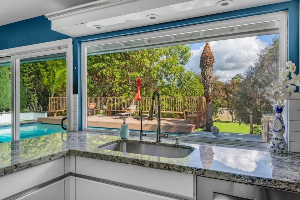 MB Sabina - Pool, Fire Pit, Fun for the Kids Villa in Laguna Hills