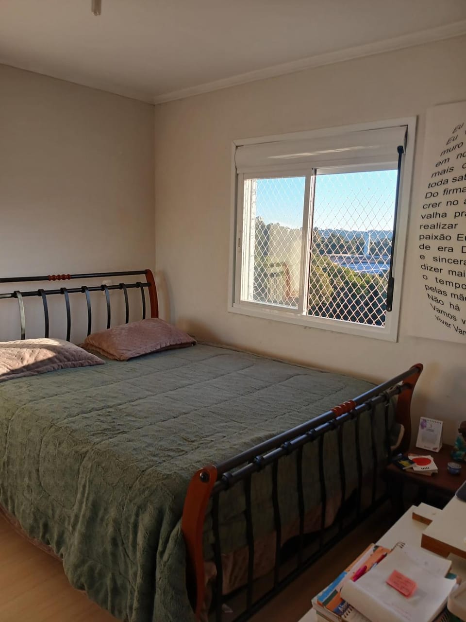 Bed, Natural landscape, Photo of the whole room, Bedroom