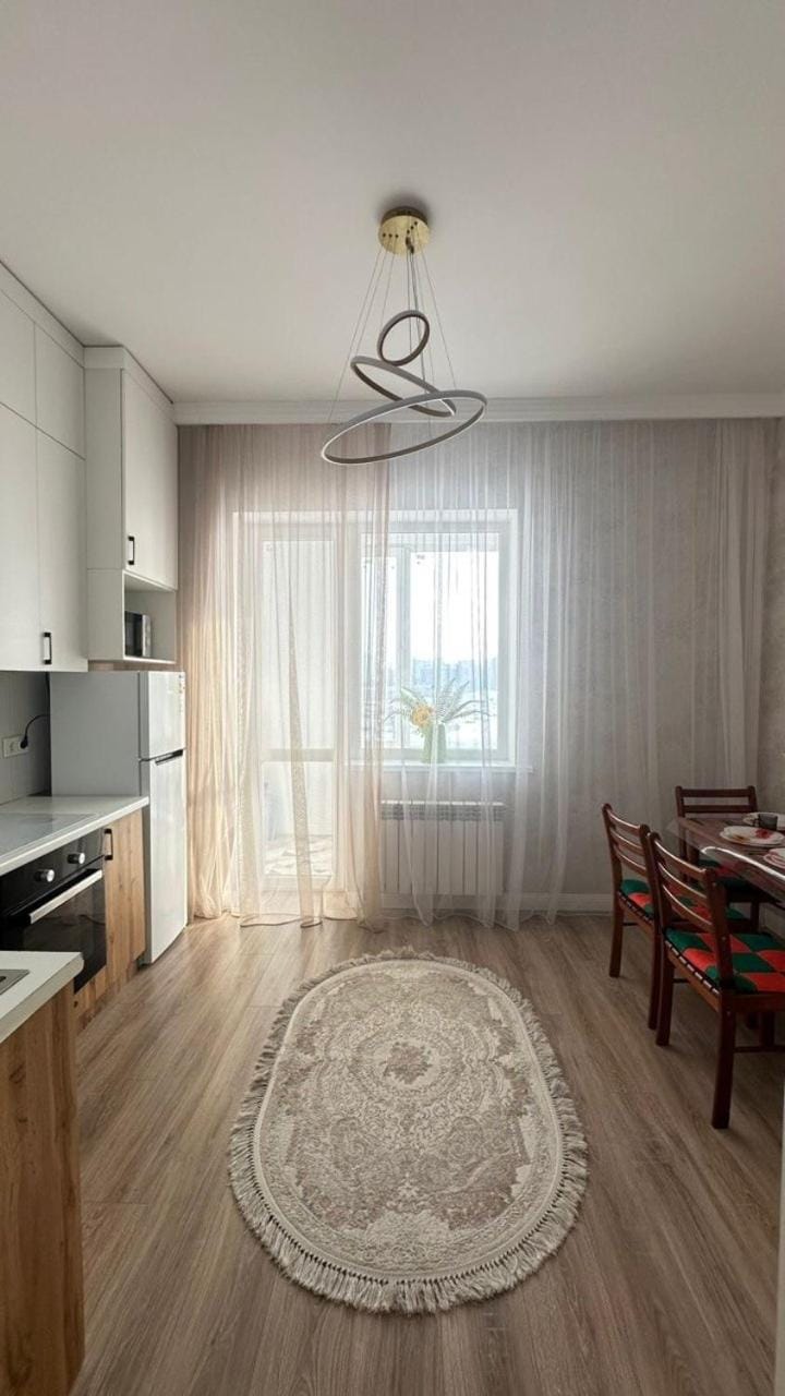Прекрасные вместительные апартаменты на Левом берегу столицы Apartment in Kazakhstan