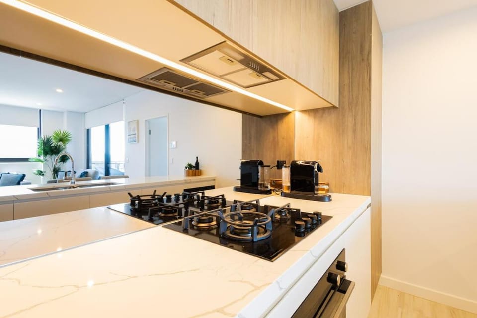 Coffee/tea facilities, Kitchen or kitchenette, Kitchen or kitchenette, stove