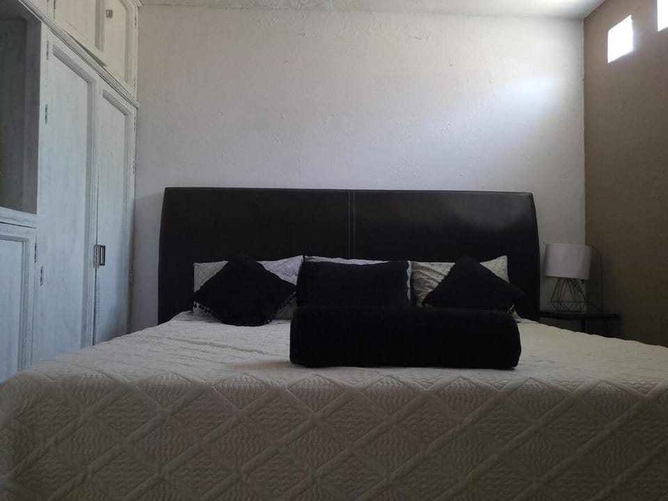 Corazón Loreto - 2BR, SMA Center Apartment in San Miguel de Allende