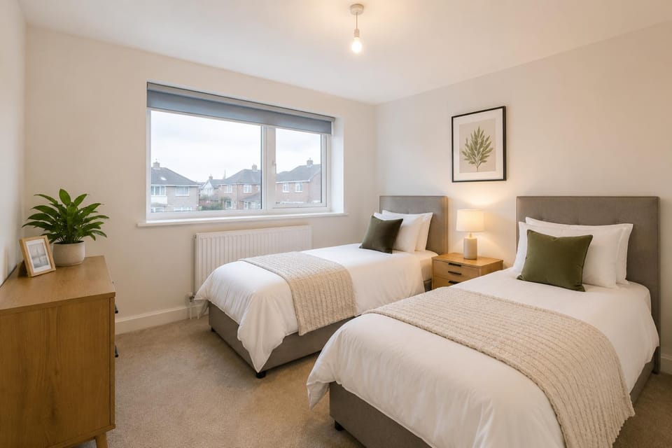Winchester House Bedford - Parking, Garden, 9 mins to Universal Apartment in Bedford