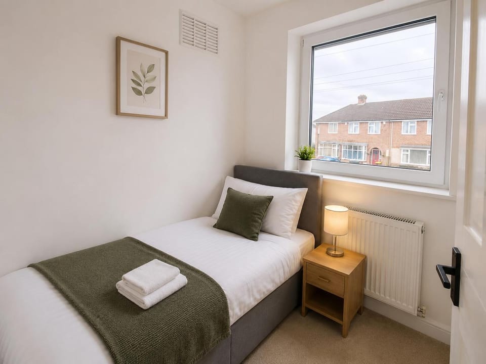 Winchester House Bedford - Parking, Garden, 9 mins to Universal Apartment in Bedford