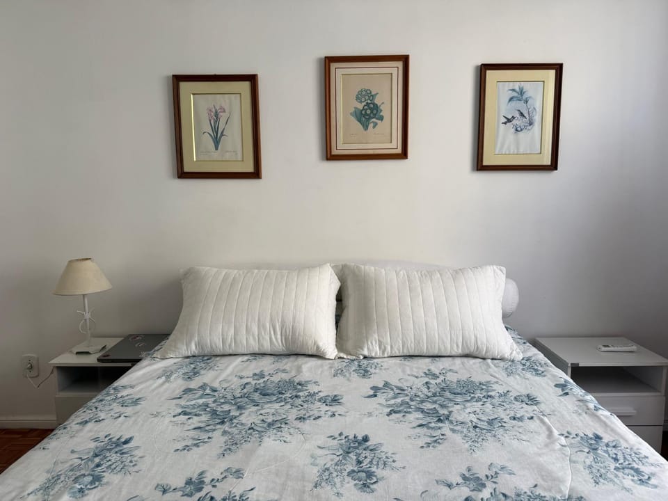 Quarto excelente em frente à praia em Copacabana Vacation rental in Rio de Janeiro