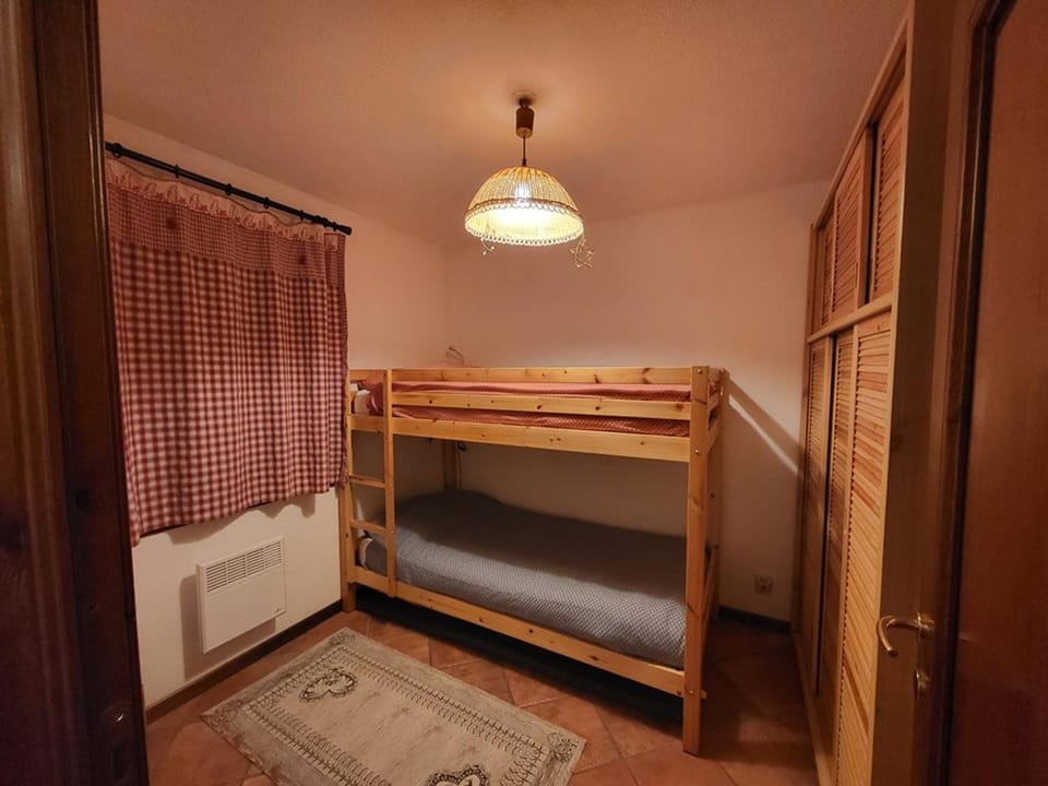 Appartement duplex plein sud à Montgenèvre - pers. - FR-1-266-304 Apartment in Montgenèvre
