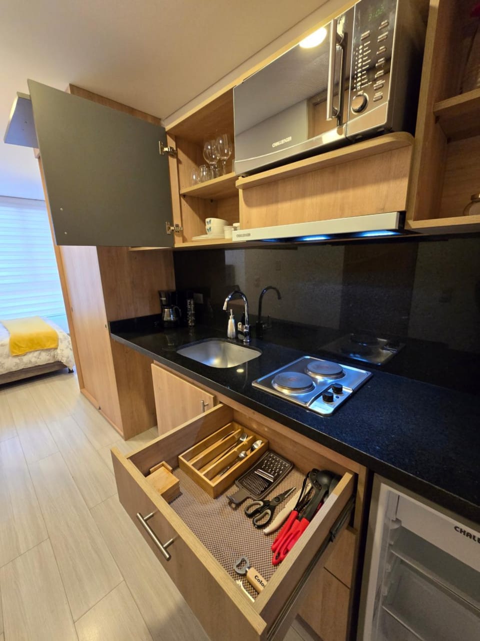 Kitchen or kitchenette