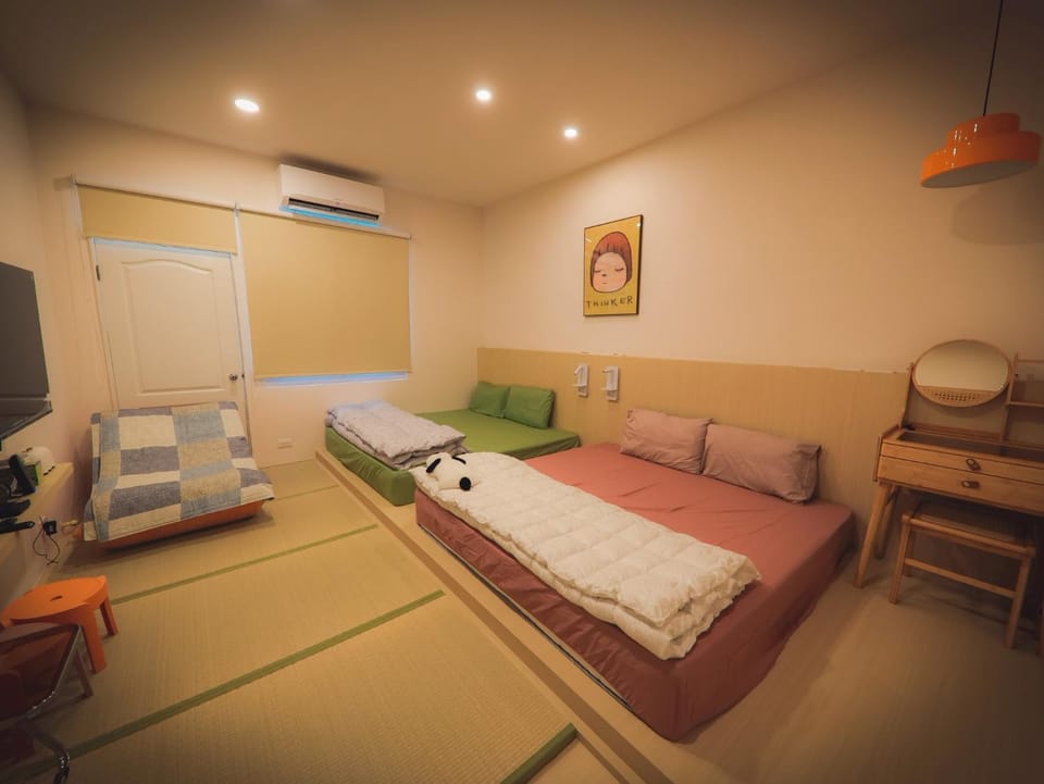Photo of the whole room