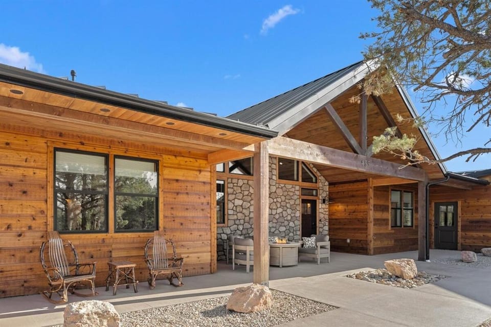 The Vue, Perfect Base for Zion & Bryce Adventures House in Orderville