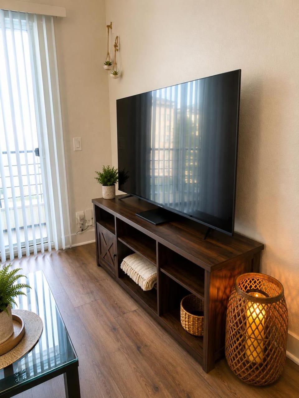 Communal lounge/ TV room, TV and multimedia, Evening entertainment