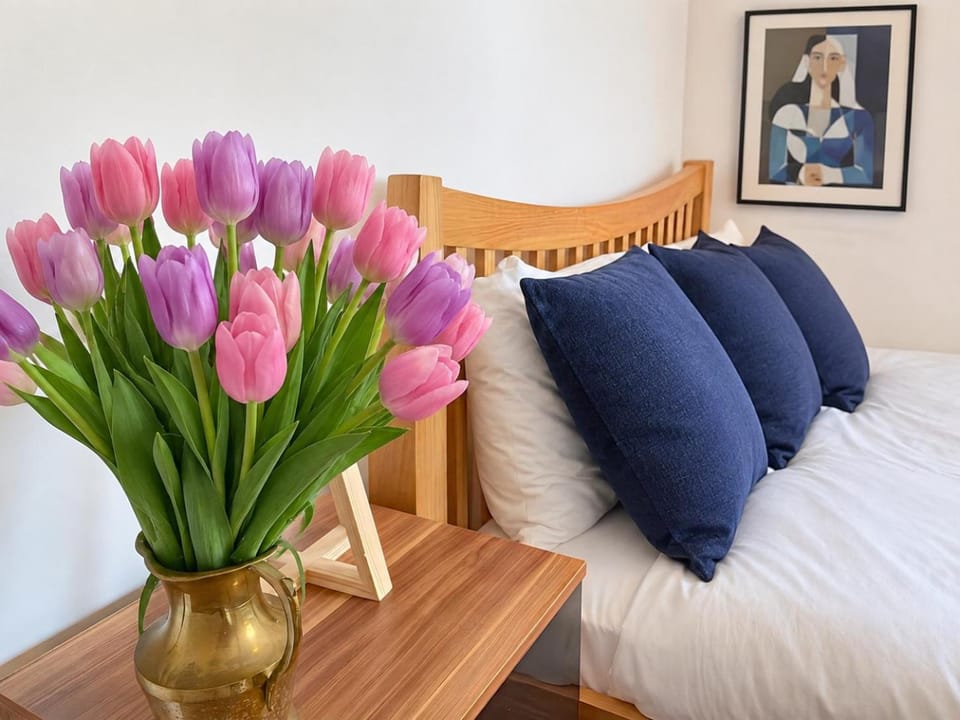 Bed, Decorative detail, Bedroom