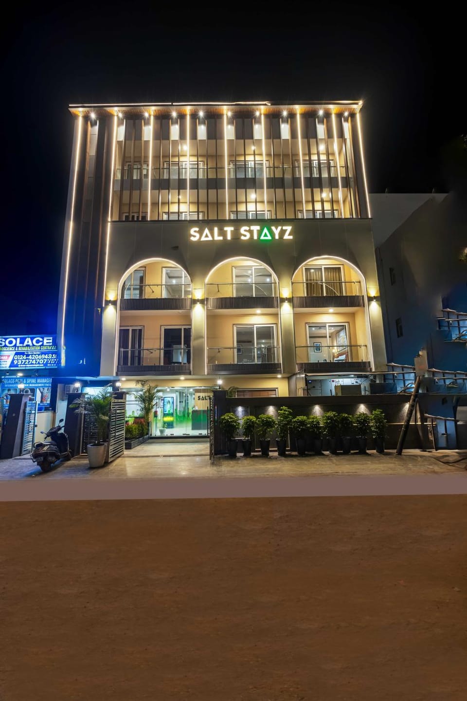 Property building, Facade/entrance, Night, City view