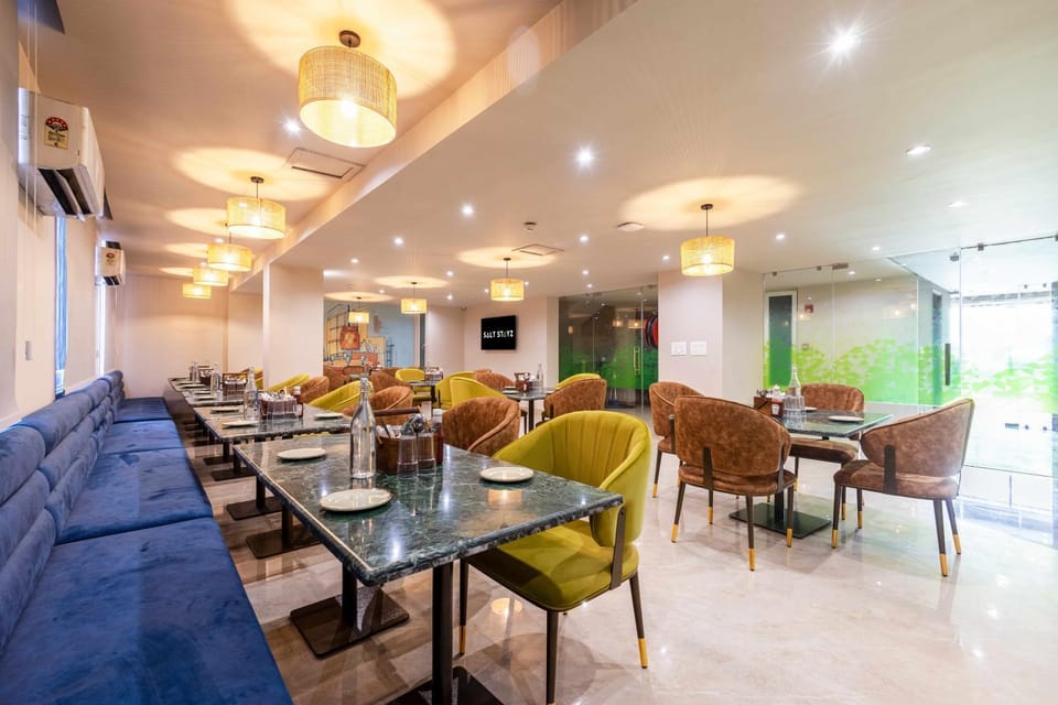 Restaurant/places to eat, Breakfast, air conditioner