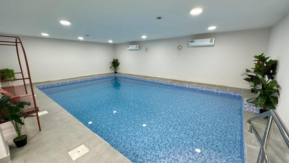 Al Hawli pool gathering Chalet in Oman
